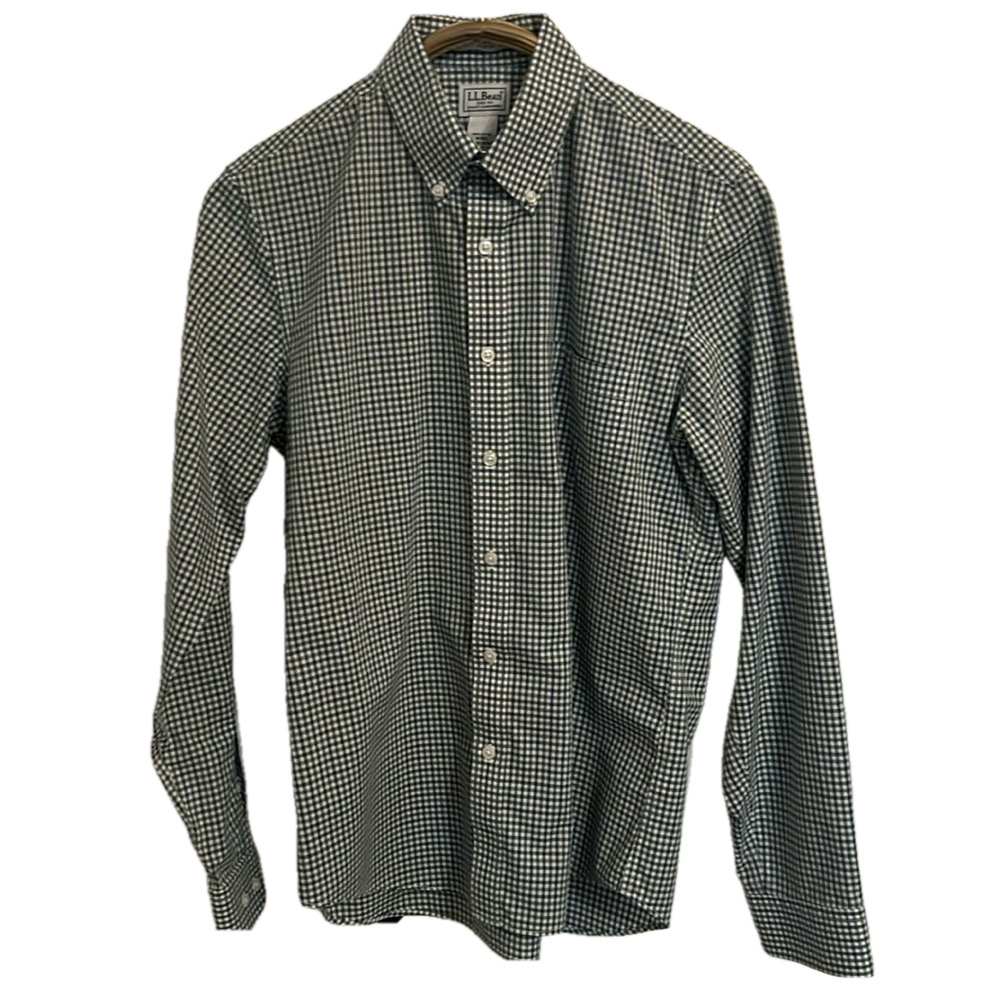 L.L. Bean Men's Medium Regular Slim Fit 100% Cotton Long Sleeve Button up Shirt